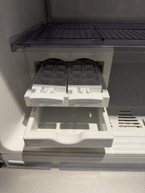 Second-hand Beko 415L Top Mount Fridge - Photo 6)
