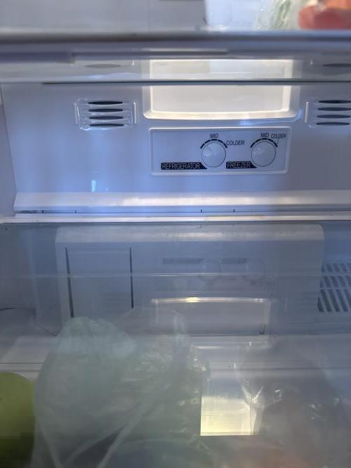 Second-hand Mitsubishi 325L Bottom Mount Fridge - Photo 6)