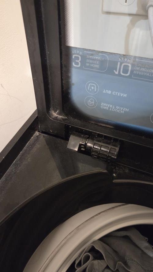 Second-hand Chiq 8kg Top Load Washing Machine - Photo 6)