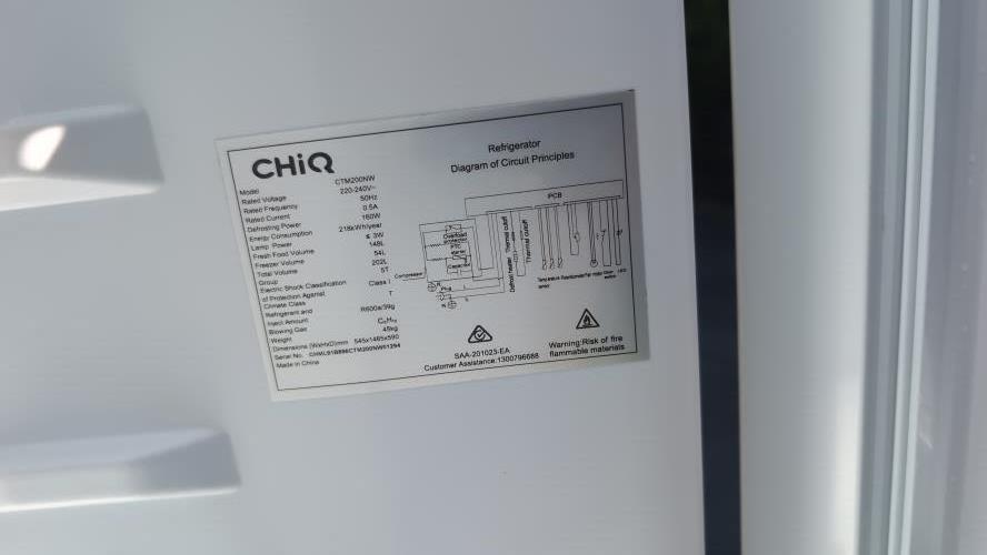 Second-hand Chiq 202L Top Mount Fridge - Photo 6)