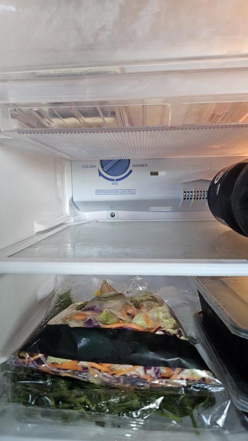 Second-hand Mitsubishi 260L Top Mount Fridge - Photo 6)