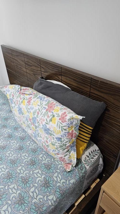 Second-hand Queen Size Bed Frame - Photo 6)