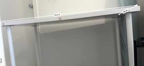 Second-hand IKEA Table - Photo 6)