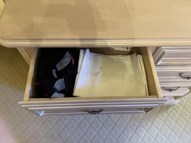 Second-hand Chest of Drawers - Photo 6)
