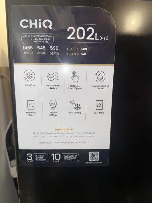 Second-hand Chiq 202L Top Mount Fridge - Photo 6)