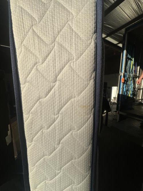 Second-hand Single Mattress - Photo 6)