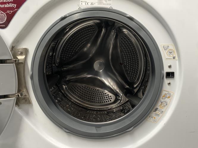 Second-hand LG 7kg Front Load Washing Machine - Photo 7)