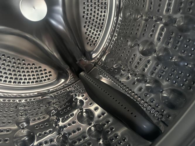 Second-hand LG 7kg Front Load Washing Machine - Photo 7)