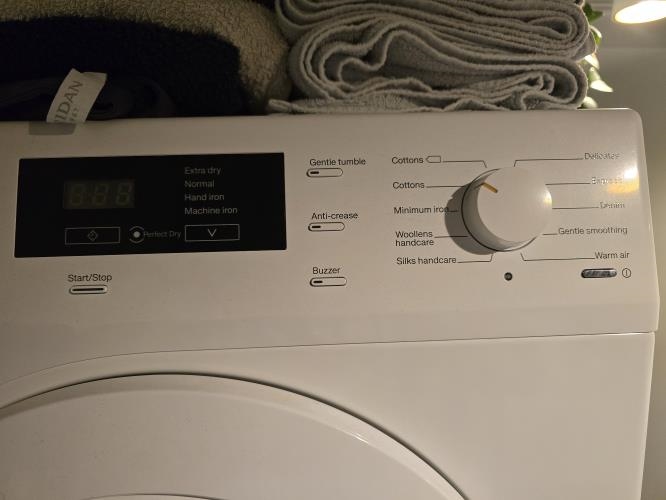 Second-hand Miele 8kg Dryer - Photo 7)