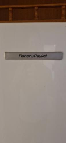 Second-hand Fisher & Paykel 442L Bottom Mount Fridge - Photo 7)