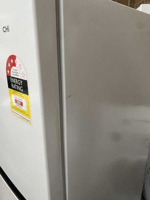 Second-hand Chiq 216L Top Mount Fridge - Photo 7)