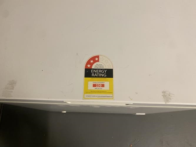 Second-hand Westinghouse 142L Freezer - Photo 7)