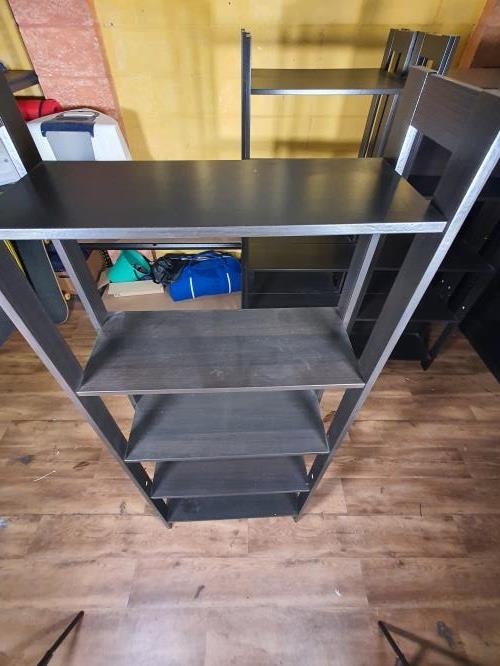 Second-hand IKEA Bookshelf - Photo 7)