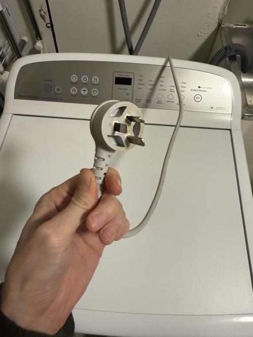 Second-hand Fisher & Paykel 7kg Top Load Washing Machine - Photo 7)