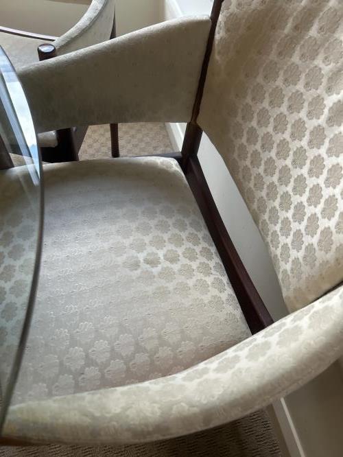 Second-hand Dining Table with 6 Chairs - Photo 7)