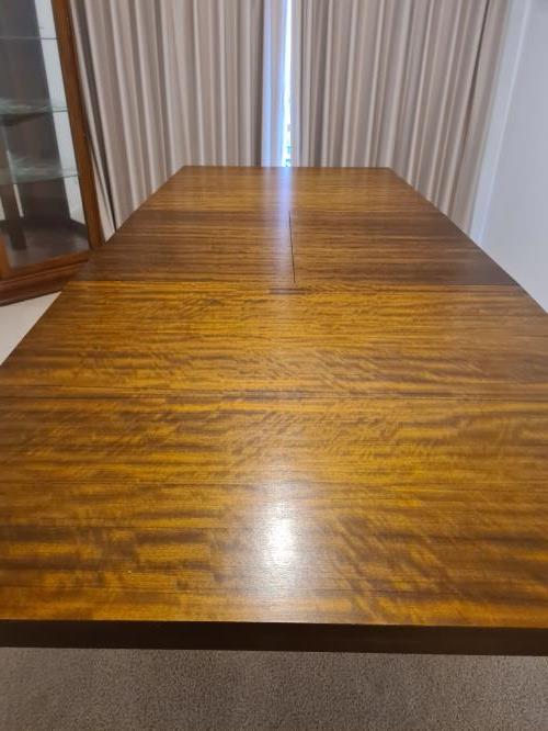 Second-hand Extendable Dining Table with 6 Chairs - Photo 7)