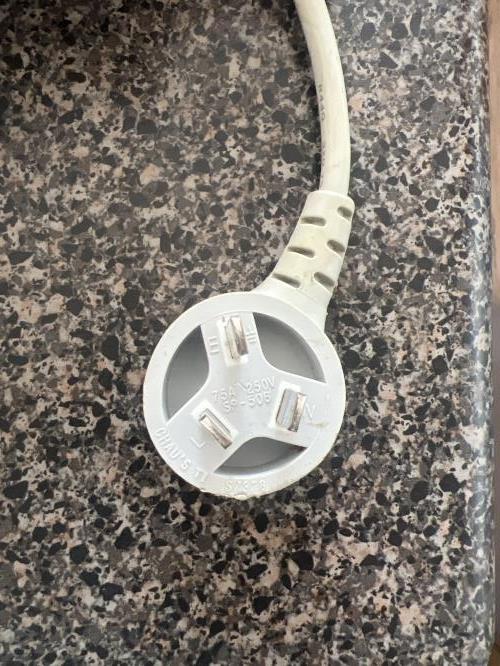 Second-hand Fisher & Paykel 442L Bottom Mount Fridge - Photo 7)