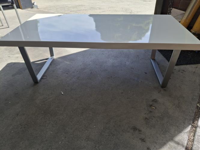 Second-hand Coffee Table - Photo 7)