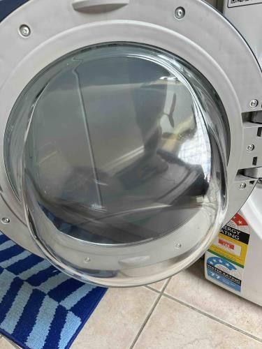 Second-hand Electrolux 9kg Front Load Washing Machine - Photo 7)