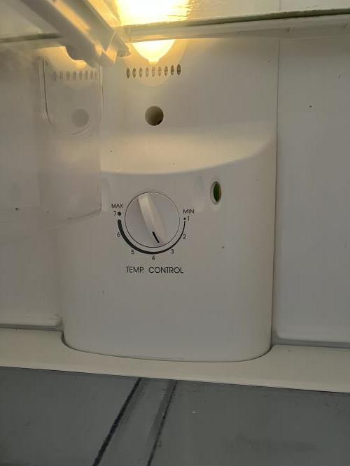 Second-hand LG 305L Bottom Mount Fridge - Photo 7)