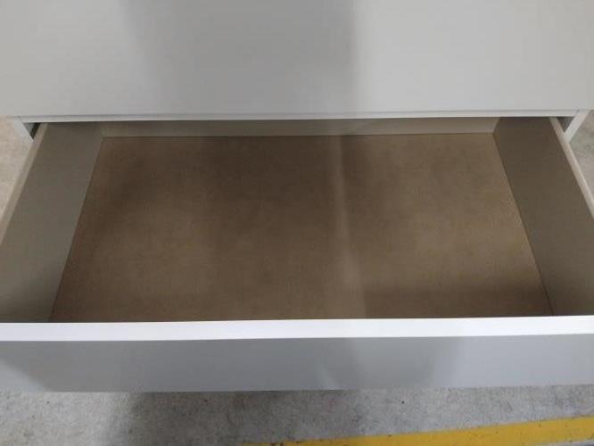 Second-hand IKEA Malm 4 Drawer Chest of Drawers - Photo 7)