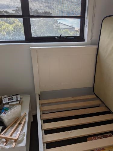 Second-hand King Single Bed Frame - Photo 7)