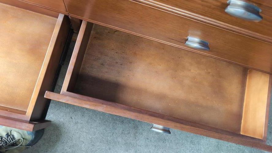 Second-hand Chest of Drawers - Photo 7)