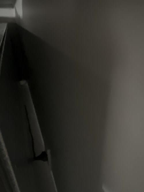 Second-hand Chiq 202L Top Mount Fridge - Photo 7)