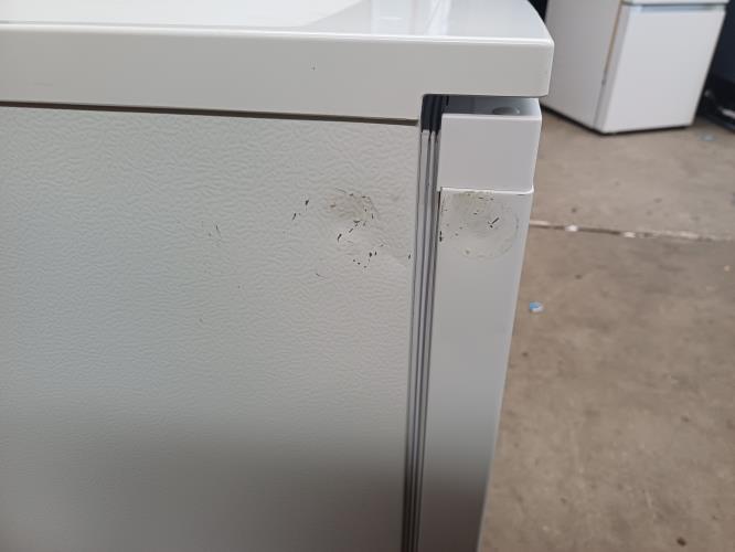 Second-hand Chiq 126L Bar Fridge - Photo 7)