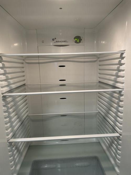Second-hand Fisher & Paykel 411L Top Mount Fridge - Photo 7)