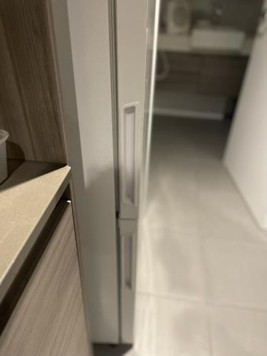 Second-hand Westinghouse 370L Bottom Mount Fridge - Photo 7)