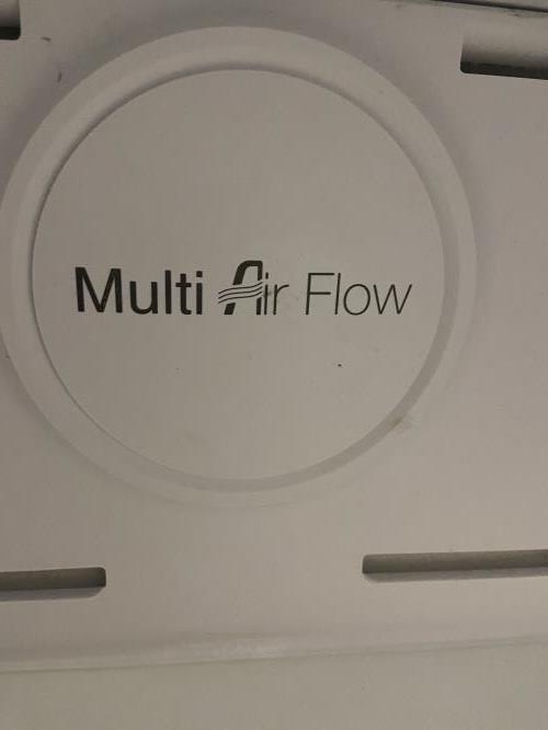 Second-hand Chiq 202L Top Mount Fridge - Photo 7)