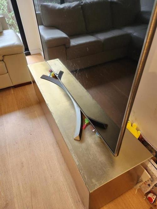 Second-hand Entertainment Unit - Photo 7)
