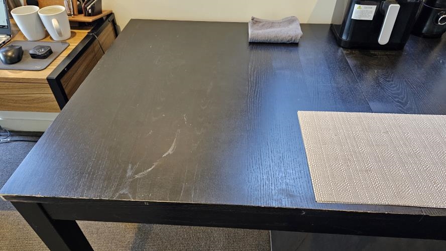 Second-hand Dining Table with 4 Chairs - Photo 7)