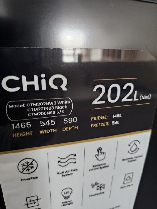 Second-hand Chiq 202L Top Mount Fridge - Photo 7)
