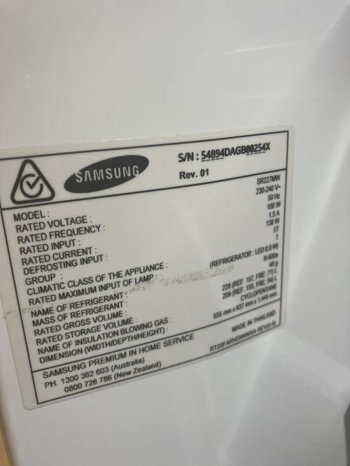 Second-hand Samsung 228L Top Mount Fridge - Photo 7)