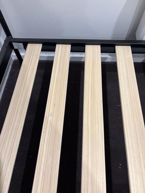 Second-hand Double Bed Frame - Photo 7)