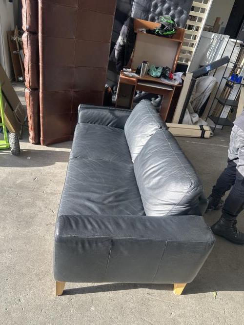 Second-hand Stunning Sofa - Photo 7)