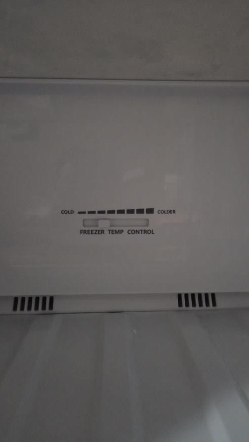 Second-hand Hisense 205L Top Mount Fridge - Photo 8)