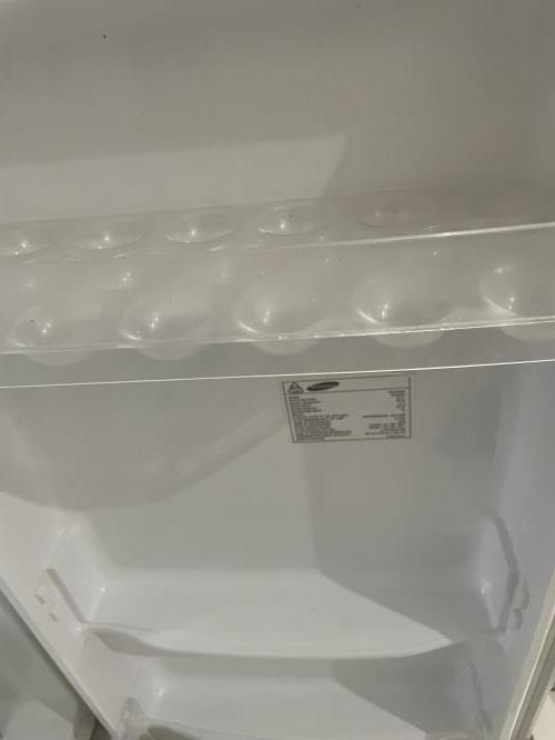 Second-hand Samsung 216L Top Mount Fridge - Photo 8)