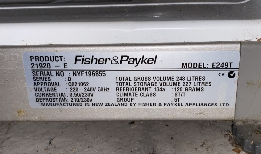 Second-hand Fisher & Paykel 248L Top Mount Fridge - Photo 8)