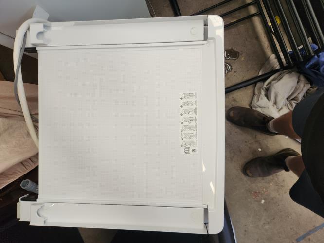 Second-hand LG 9kg Front Load Washing Machine - Photo 8)