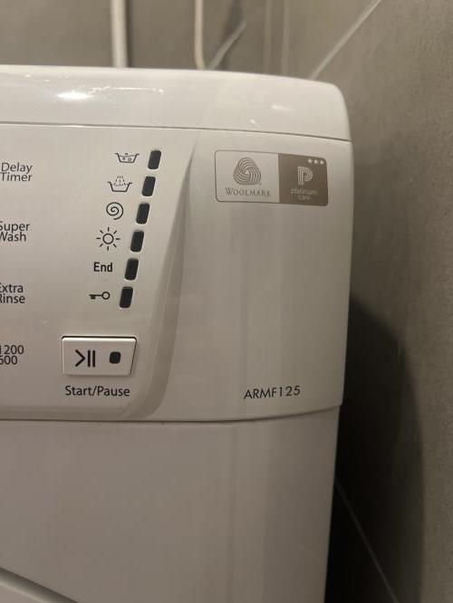 Second-hand Ariston 7.5kg / 4.5kg Washer-Dryer Combo - Photo 8)