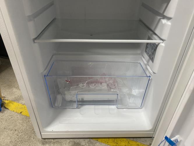 Second-hand Chiq 118L Top Mount Fridge - Photo 8)