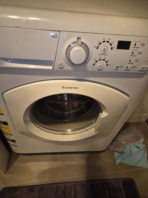Second-hand Ariston 7.5kg / 4.5kg Washer-Dryer Combo - Photo 8)