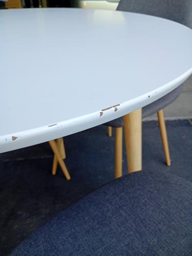 Second-hand Dining Table with 4 Chairs - Photo 8)