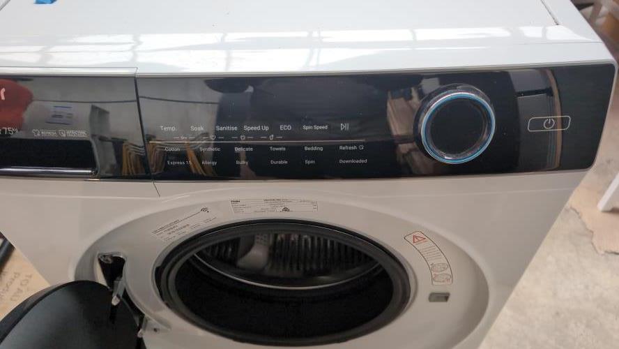 Second-hand Haier 7.5kg Front Load Washing Machine - Photo 8)