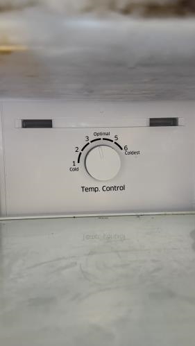 Second-hand Samsung 228L Top Mount Fridge - Photo 8)