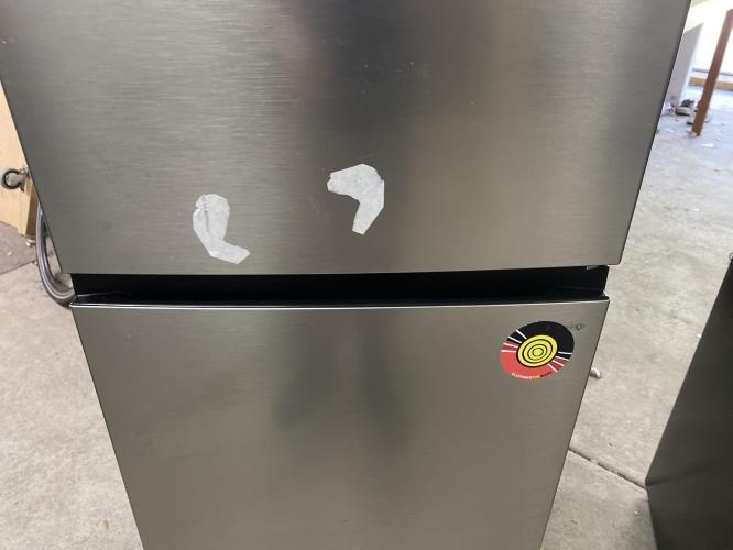 Second-hand Hisense 203L Top Mount Fridge - Photo 8)