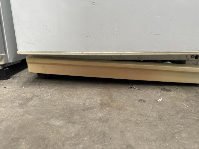 Second-hand Kelvinator 350L Top Mount Fridge - Photo 8)